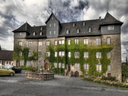 照片: Zur Burg